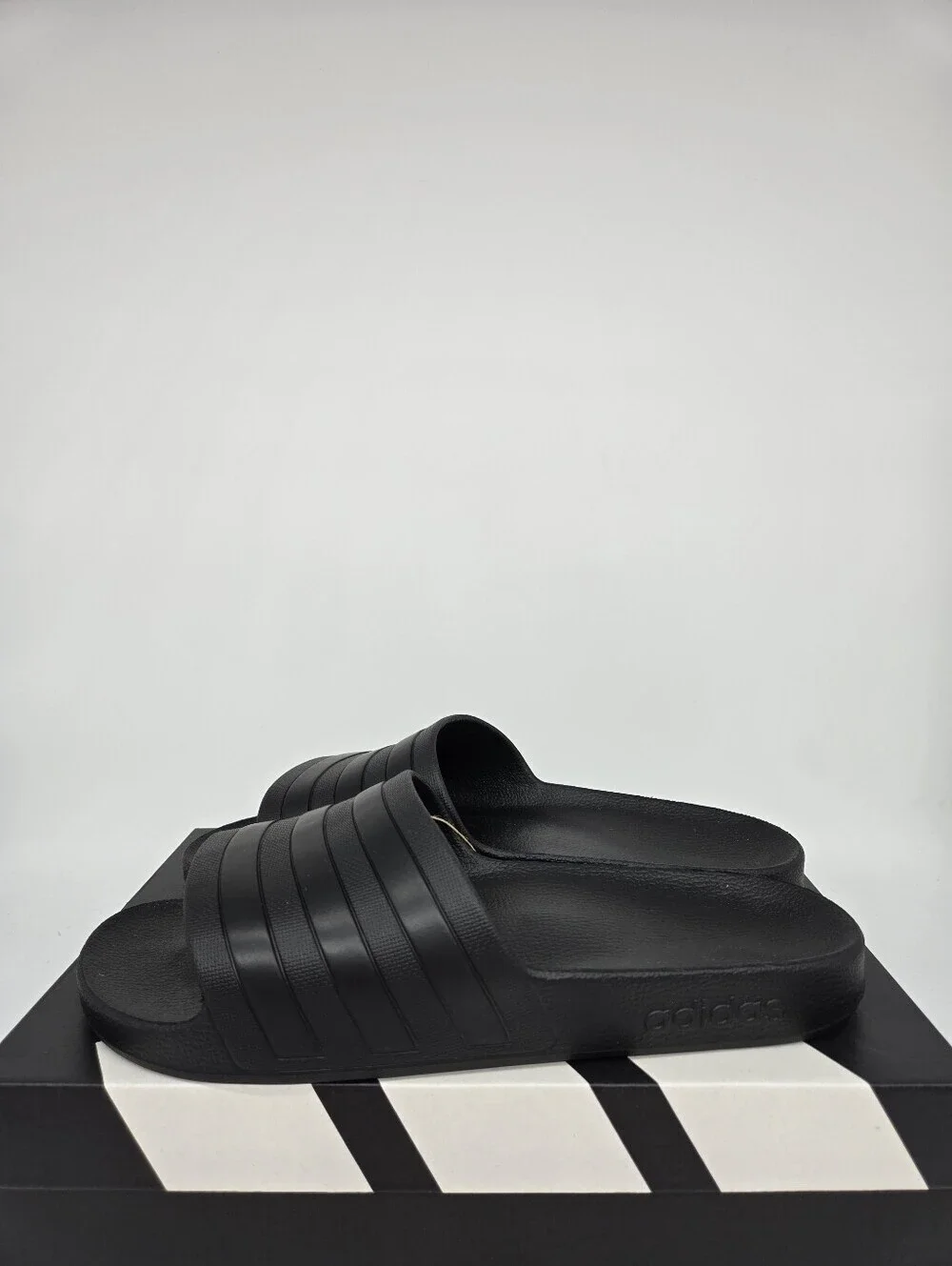 Adilette Men's Aqua Slides F35550 Triple Core Black Shoes Size 13